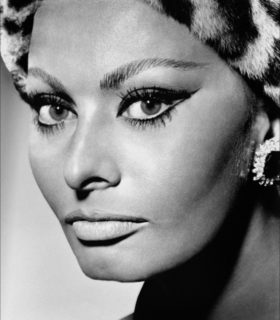 Sophia-Loren-cat-eye-makeup